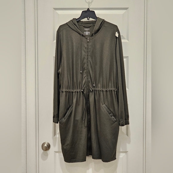 Torrid Active Ponte Anorak Hooded Jacket,  NWT, Size 3X (Torrid 3) - Picture 2 of 9